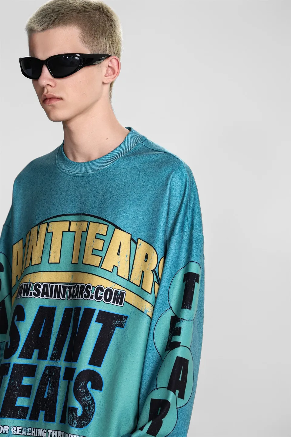 Saint michael tears all-over printed long-sleeved vintage autumn and winter T-shirt Style number: 101 Size: M L XL Wholesale price: 136 Color: floral gray green